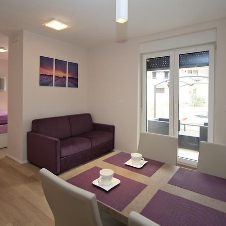 Apartments Adria Porec Bagian luar foto
